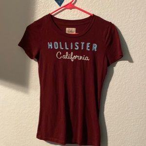 Maroon t shirt